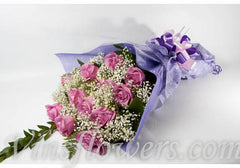 B14 - 1 Dozen Presentation Purple Roses